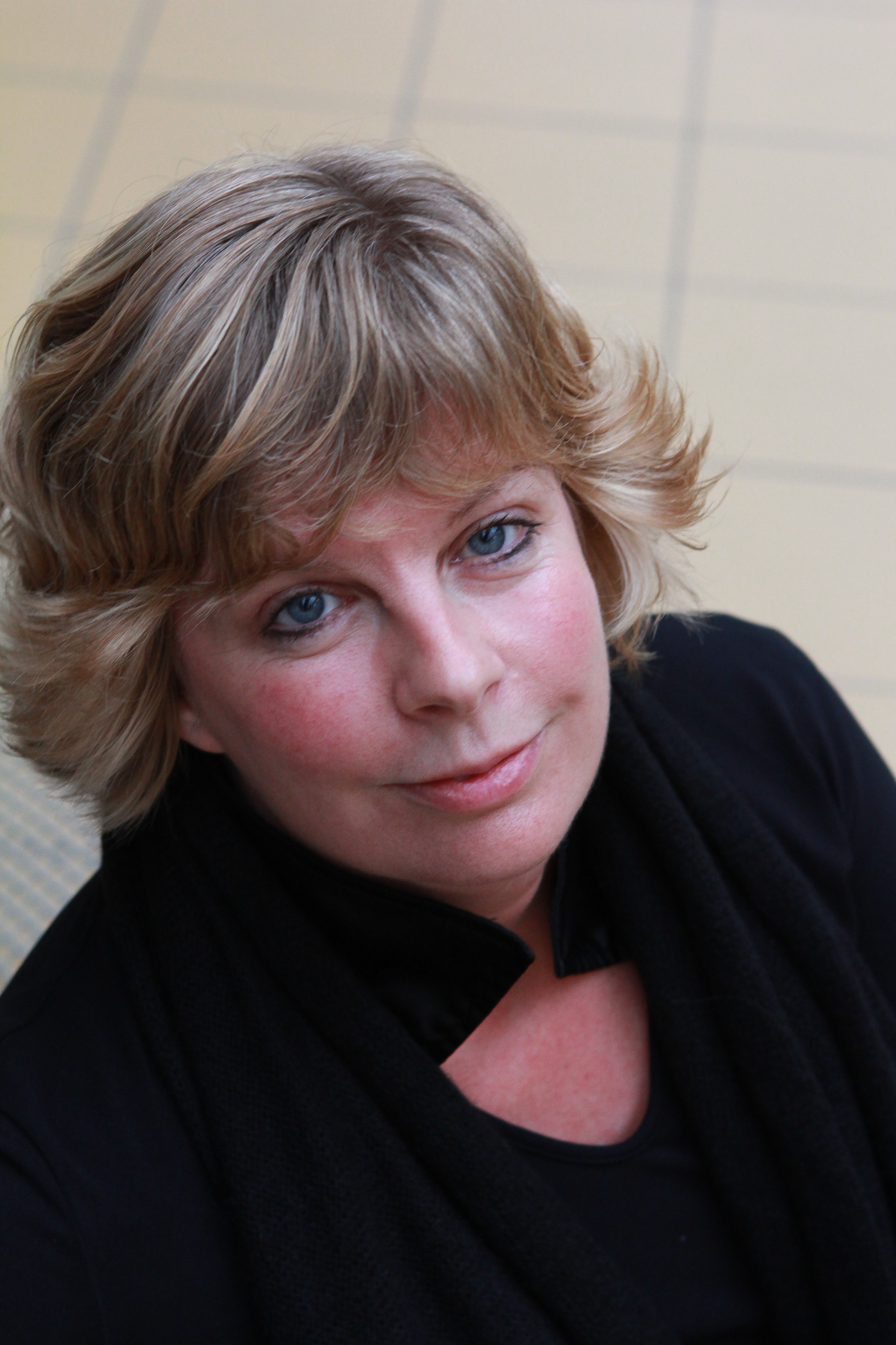 Profile photo Monique Nijhuis