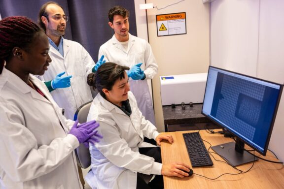 Catherine Robin, Riccardo Levato and colleagues at the Biofabrication Lab