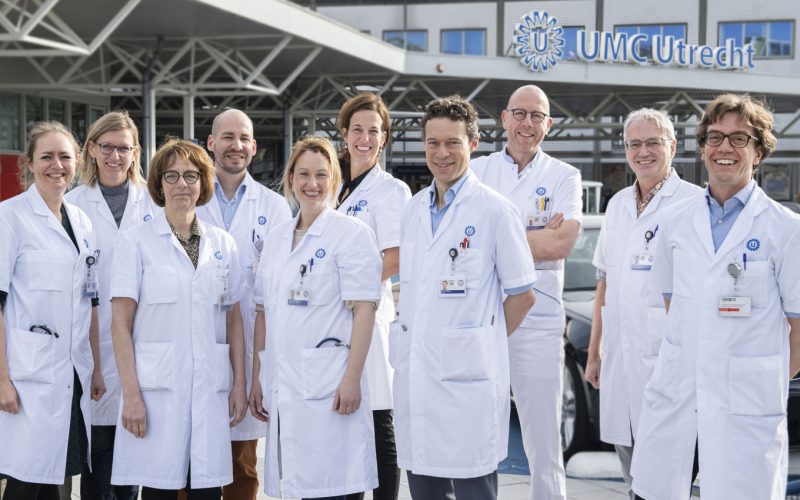 The oncological urology team in front of the UMC Utrecht.
