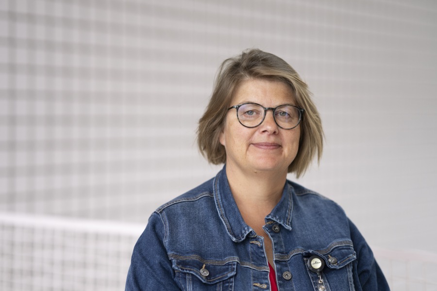 Portrait of Charlotte Onland-Moret