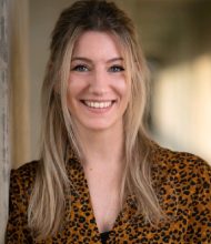 Loes Oosterhoff portret